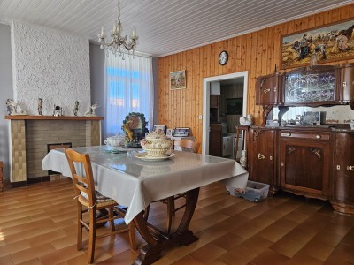 ancien corps de ferme A VENDRE - DOHEM - 125 m2 - 210 000 €
