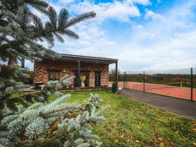 MAISON INDIVIDUELLE SEMI PLAIN PIED A VENDRE - BOUVELINGHEM - 156 m2 - 291 200 €
