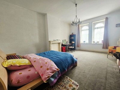 Un ensemble immobilier rare à fort potentiel! A VENDRE - LUMBRES - 497 m2 - 525 000 €