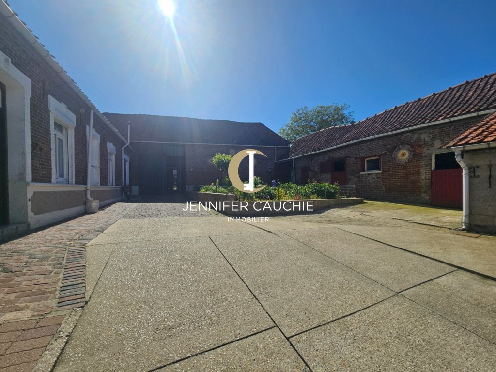 Ancien corps de ferme A VENDRE - DOHEM - 125 m2 - 210 000 &euro;