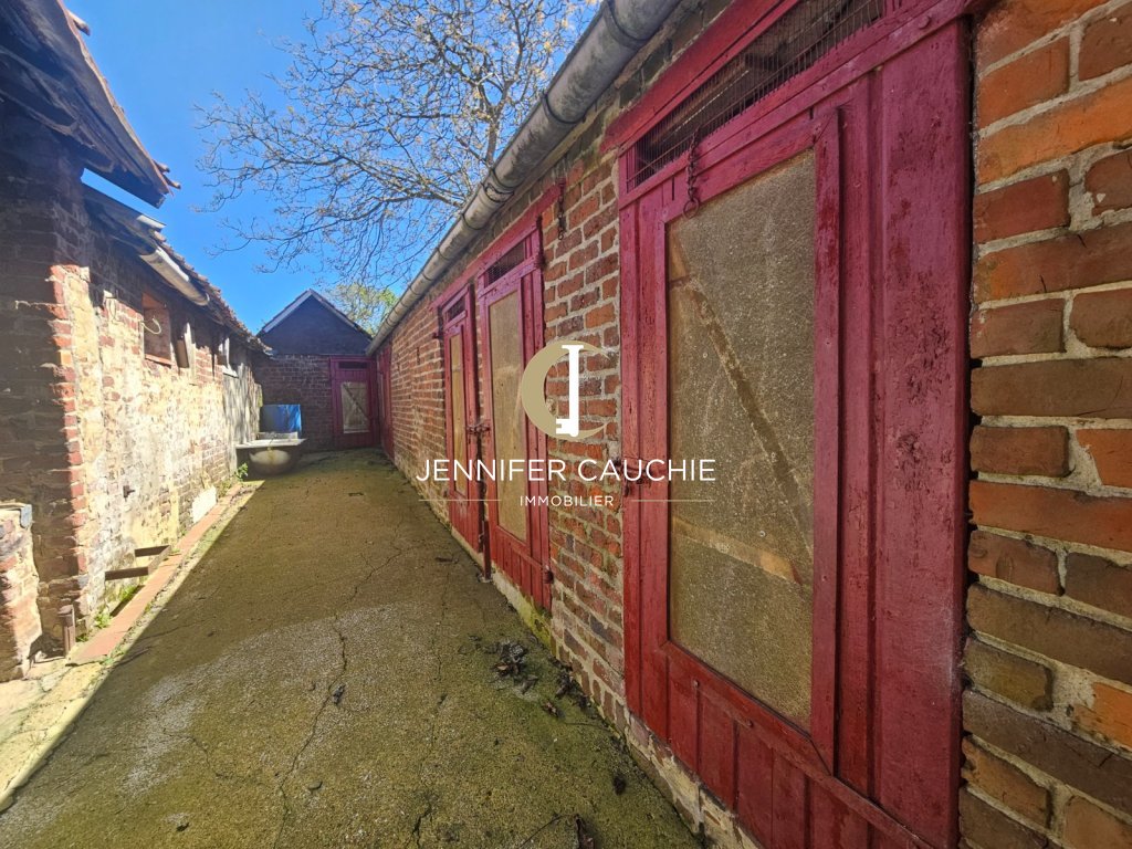 Ancien corps de ferme A VENDRE - DOHEM - 125 m2 - 210 000 &euro;