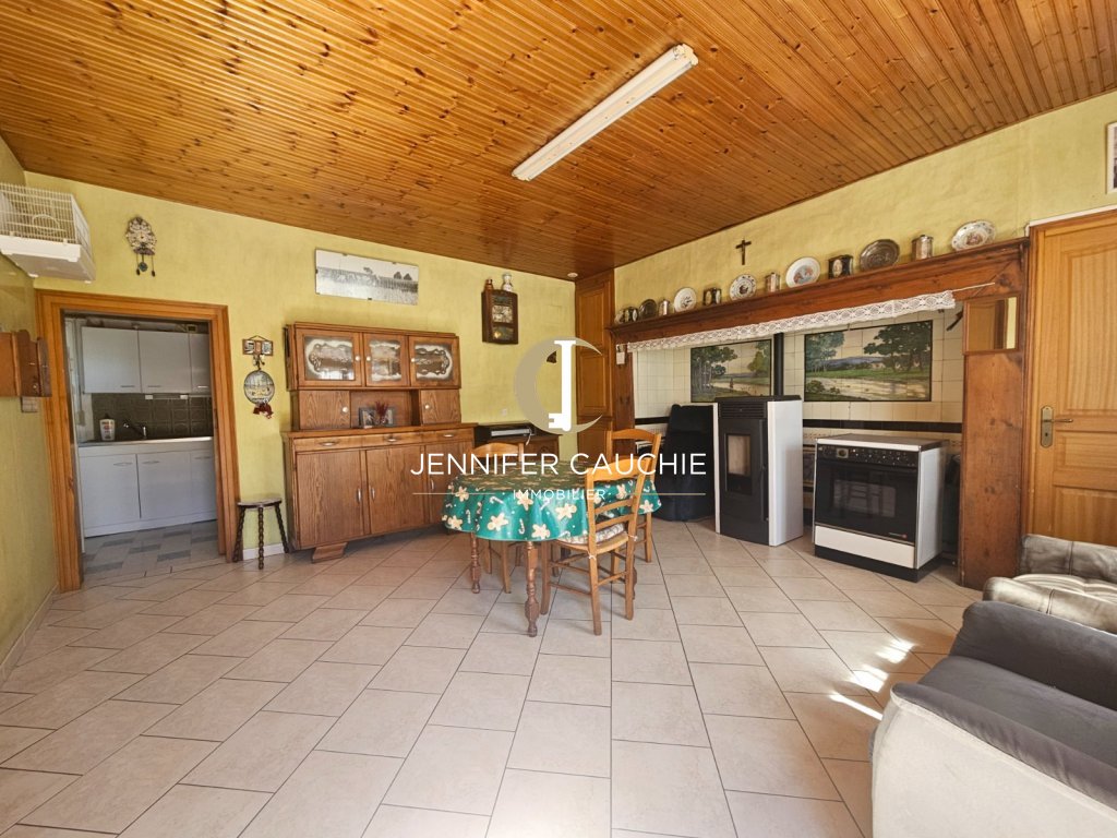 Ancien corps de ferme A VENDRE - DOHEM - 125 m2 - 210 000 &euro;