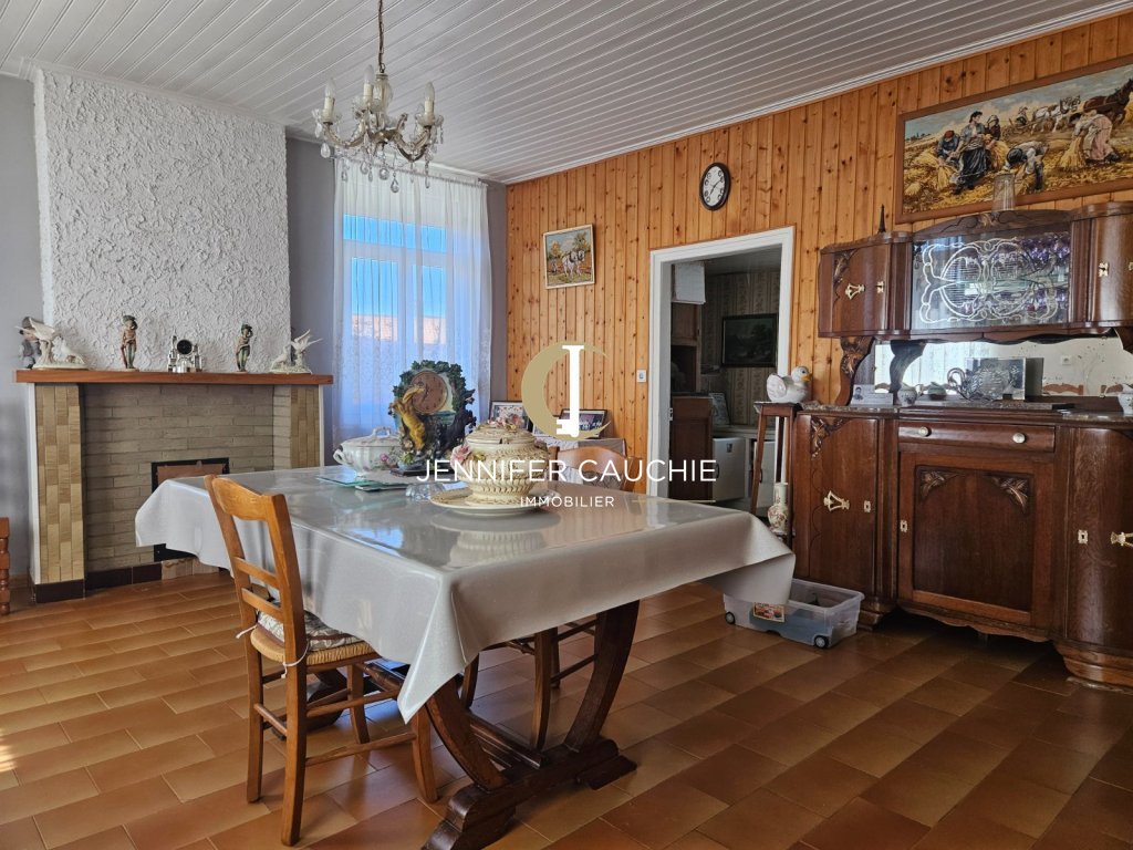 Ancien corps de ferme A VENDRE - DOHEM - 125 m2 - 210 000 &euro;