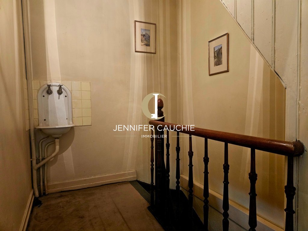 Un ensemble immobilier rare à fort potentiel! A VENDRE - LUMBRES - 497 m2 - 525 000 &euro;