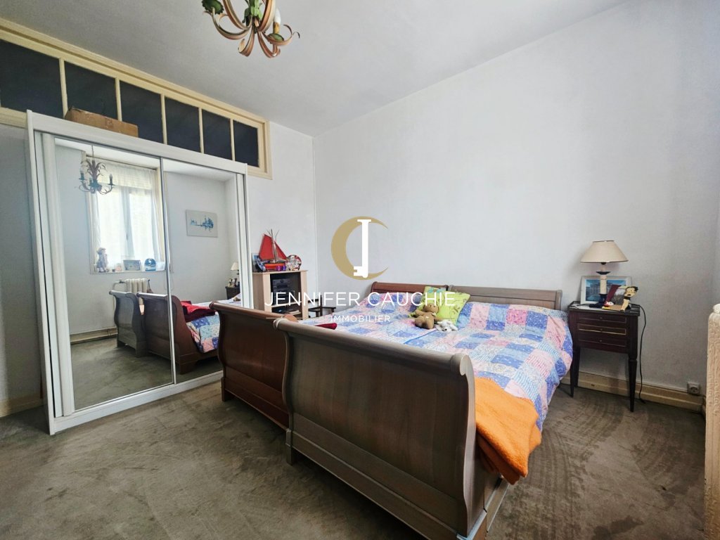 Un ensemble immobilier rare à fort potentiel! A VENDRE - LUMBRES - 497 m2 - 525 000 &euro;