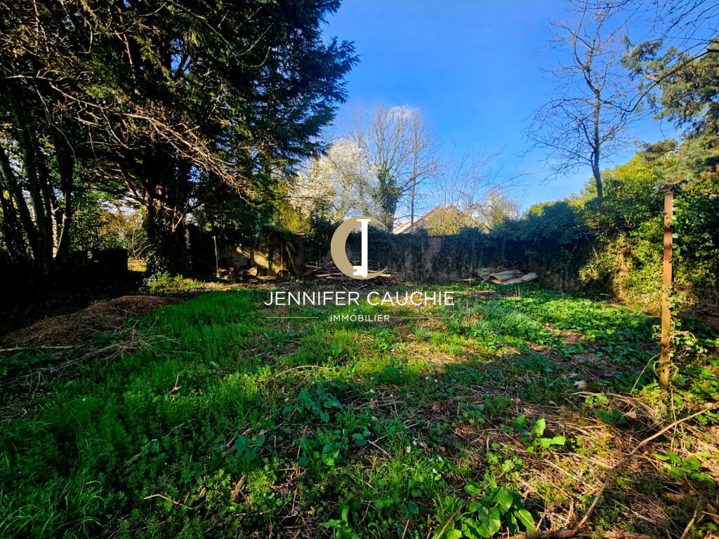 Un ensemble immobilier rare à fort potentiel! A VENDRE - LUMBRES - 497 m2 - 525 000 &euro;