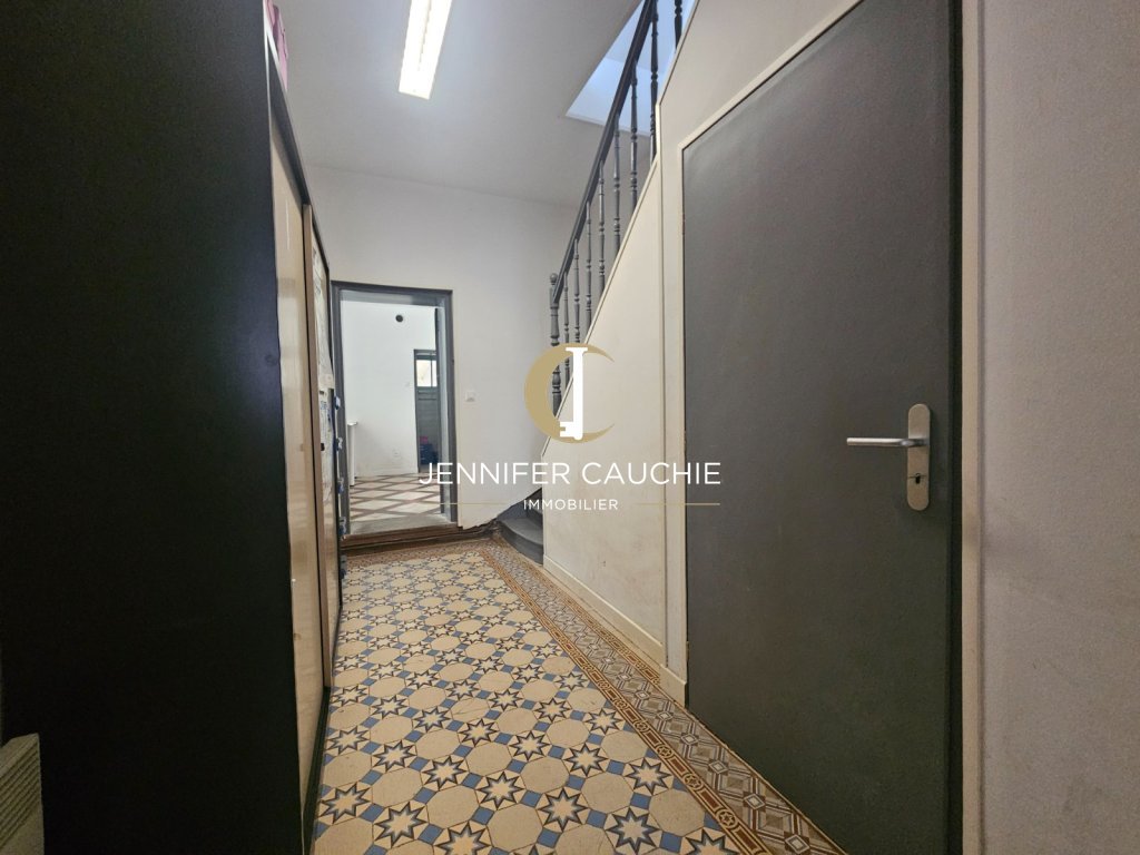 Un ensemble immobilier rare à fort potentiel! A VENDRE - LUMBRES - 497 m2 - 525 000 &euro;