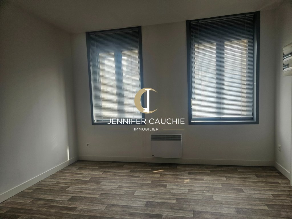 Un ensemble immobilier rare à fort potentiel! A VENDRE - LUMBRES - 497 m2 - 525 000 &euro;