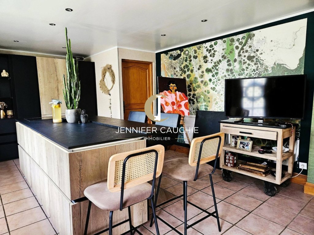 Maison individuelle semi plain pied A VENDRE - ST MARTIN D HARDINGHEM - 220 m2 - 262 500 &euro;