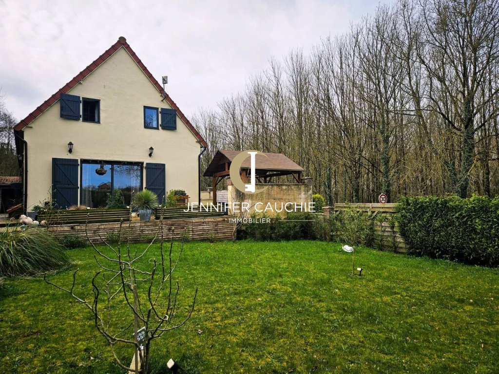 Maison individuelle semi plain pied A VENDRE - ST MARTIN D HARDINGHEM - 220 m2 - 262 500 &euro;