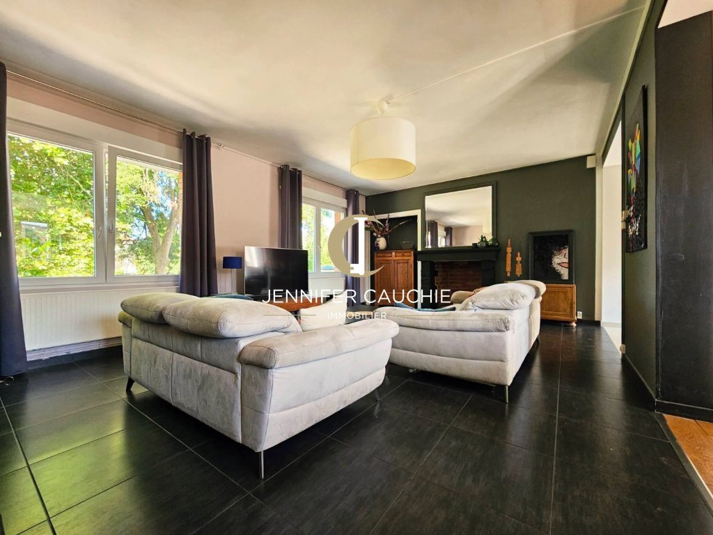 Maison de ville pleine de charme A VENDRE - ST OMER - 178 m2 - 270 400 &euro;