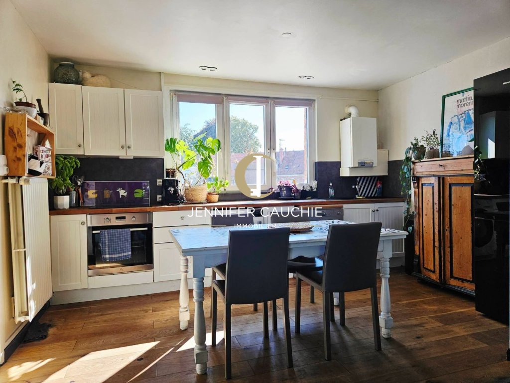 Maison de ville pleine de charme A VENDRE - ST OMER - 178 m2 - 270 400 &euro;