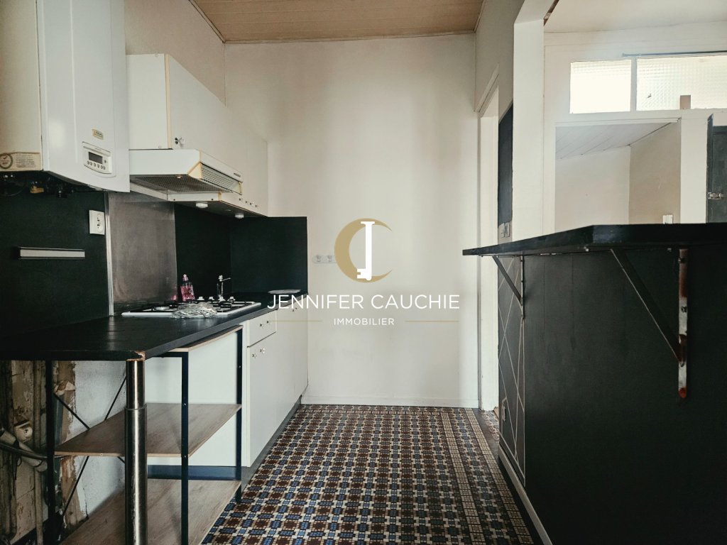 Appartement T4 avec Garage A VENDRE - ST OMER - 74.82 m2 - 126 000 &euro;