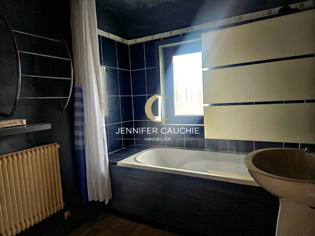 Appartement T4 avec Garage A VENDRE - ST OMER - 74.82 m2 - 126 000 &euro;