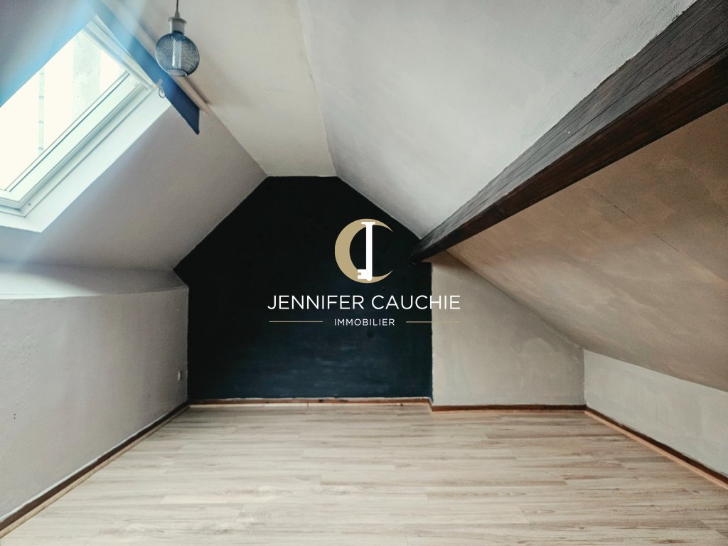 Appartement T4 avec Garage A VENDRE - ST OMER - 74.82 m2 - 126 000 &euro;